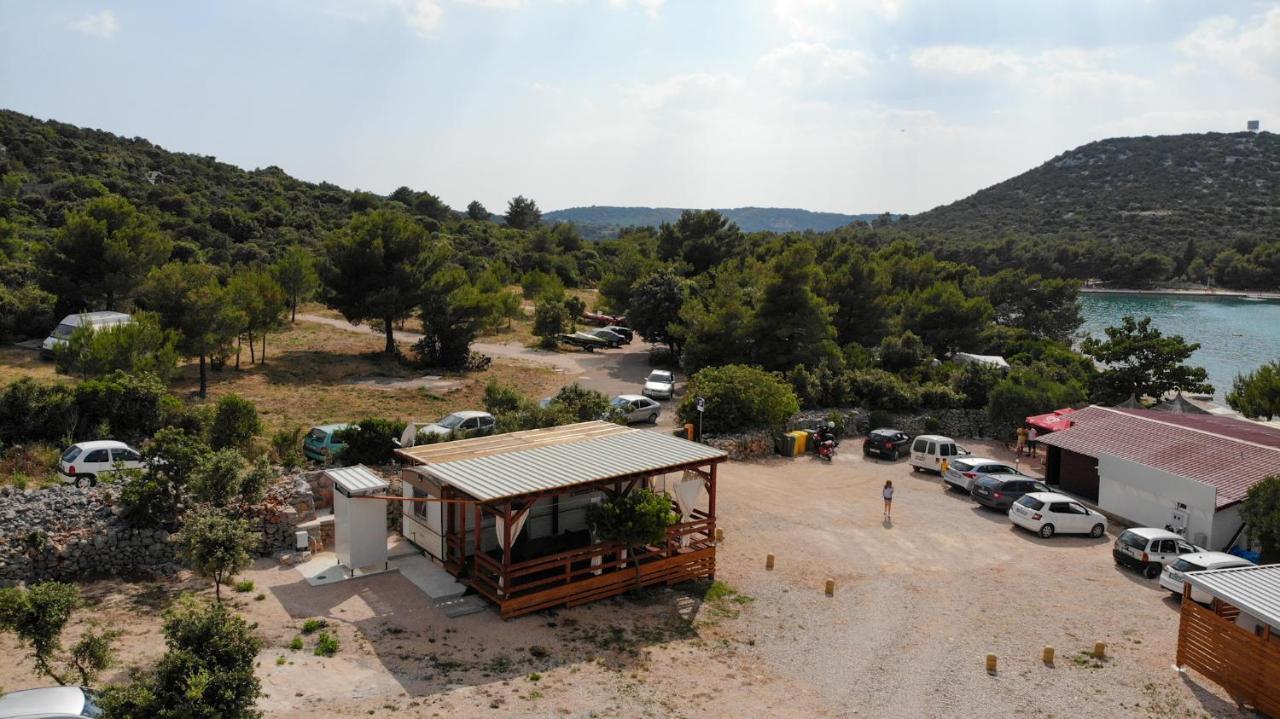 Mobile Home Tomic Tisno Buitenkant foto